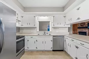 6800 Fabiano St, Pensacola, FL 32506 - Photo 15