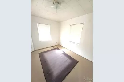 4 Marine Dr, Pensacola, FL 32507 - Photo 13