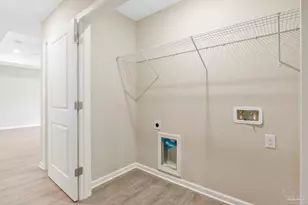 5601 Riviera Dr, Milton, FL 32583 - Photo 15