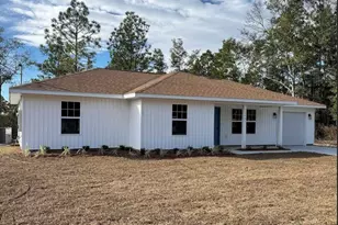 5601 Riviera Dr, Milton, FL 32583 - Photo 1