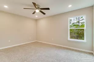 5601 Riviera Dr, Milton, FL 32583 - Photo 11