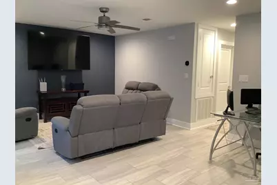 217 E Fisher St, Pensacola, FL 32503 - Photo 25