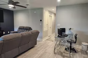 217 E Fisher St, Pensacola, FL 32503 - Photo 29