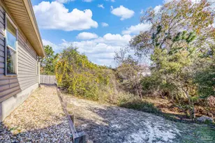 1922 Bright Water Dr, Gulf Breeze, FL 32563 - Photo 33