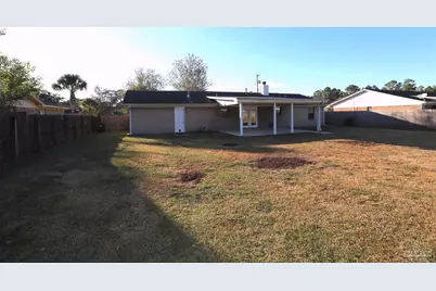 648 Green Pine Dr, Pensacola, FL 32506 - Photo 19