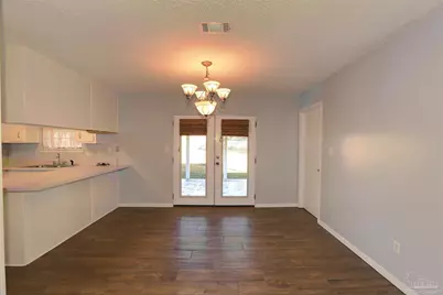 648 Green Pine Dr, Pensacola, FL 32506 - Photo 9