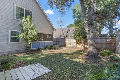 4224 Spanish Trail Pl, Pensacola, FL 32504 - Photo 31