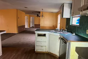 177 Juniper St, McDavid, FL 32568 - Photo 3