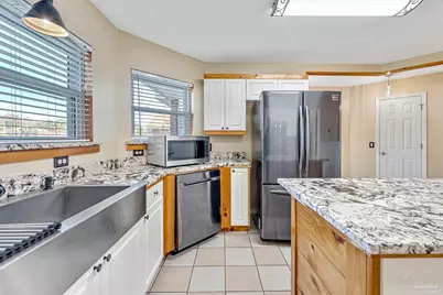 8147 Country Bay Blvd, Navarre, FL 32566 - Photo 7