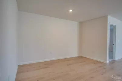 4756 Eagles Ridge Rd, Pace, FL 32571 - Photo 9