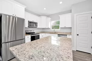 5087 San Pedro Ct, Milton, FL 32583 - Photo 9