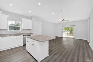 5087 San Pedro Ct, Milton, FL 32583 - Photo 11