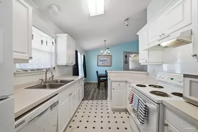 4106 Spinnaker Pl, Pensacola, FL 32507 - Photo 13