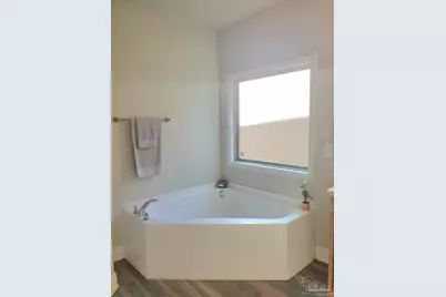 820 Oak Alley, Pensacola, FL 32506 - Photo 13