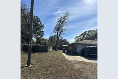 65 Sharmon St, Pensacola, FL 32534 - Photo 1