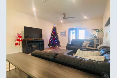 5730 Friesian Dr, Pensacola, FL 32526 - Photo 9