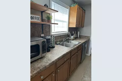 813 N R St, Pensacola, FL 32505 - Photo 5