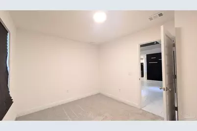 151 Calvert Oaks Dr, Pensacola, FL 32514 - Photo 11