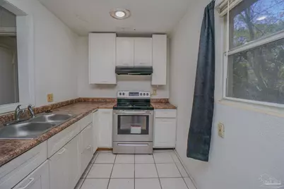 4413 Ellysee Way, Pensacola, FL 32505 - Photo 13
