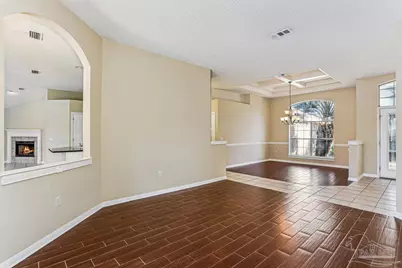 1175 Mary Kate Dr, Gulf Breeze, FL 32563 - Photo 9