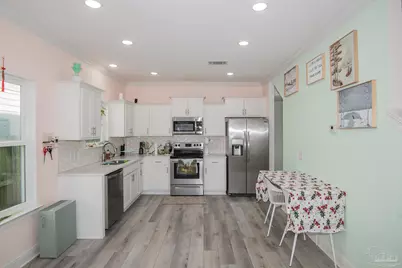 512 W Romana St, Pensacola, FL 32502 - Photo 9