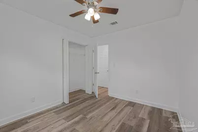 2001 Saddlebrook Dr, Pensacola, FL 32526 - Photo 17