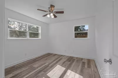 2001 Saddlebrook Dr, Pensacola, FL 32526 - Photo 15