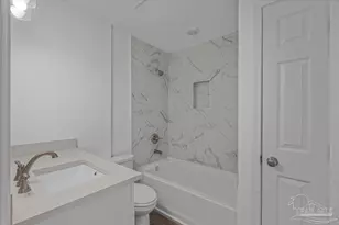 2001 Saddlebrook Dr, Pensacola, FL 32526 - Photo 13