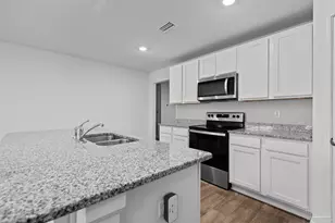 7349 Lakeside Oak Ct, Pensacola, FL 32526 - Photo 11