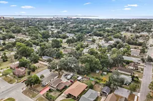 909 W Lloyd St, Pensacola, FL 32501 - Photo 25