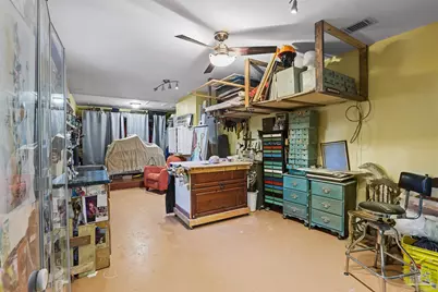 909 W Lloyd St, Pensacola, FL 32501 - Photo 17