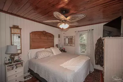 3105 E Lakeview Ave, Pensacola, FL 32503 - Photo 9