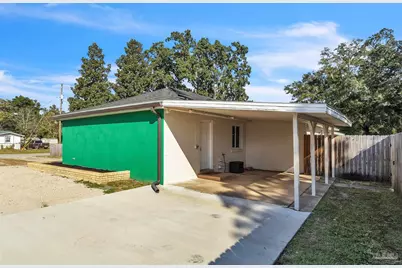 2105 Dora St, Pensacola, FL 32514 - Photo 3