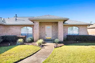 578 Batten Blvd, Pensacola, FL 32507 - Photo 1