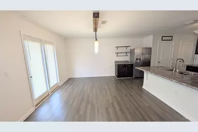 5881 Little Leaf Ct, Milton, FL 32570 - Photo 7