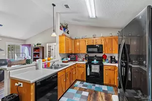 6146 Ashton Woods Cir, Milton, FL 32570 - Photo 13