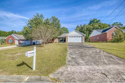 6146 Ashton Woods Cir, Milton, FL 32570 - Photo 1