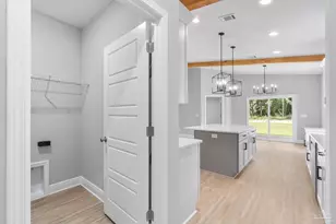 1420 Madelyn Woods Dr, Pensacola, FL 32506 - Photo 47