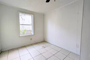 513 N Reus St, Pensacola, FL 32501 - Photo 5