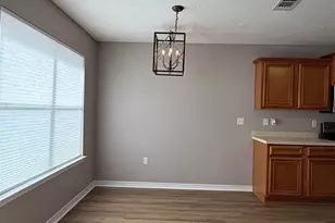 8743 Faye Ct, Navarre, FL 32566 - Photo 7