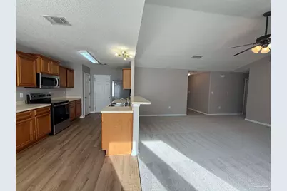 8743 Faye Ct, Navarre, FL 32566 - Photo 5