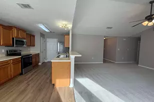 8743 Faye Ct, Navarre, FL 32566 - Photo 5