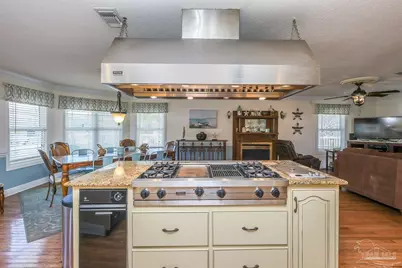 1762 Ensenada Tres, Pensacola Beach, FL 32561 - Photo 19