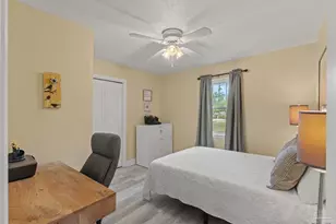 4719 Wildwood Dr, Milton, FL 32570 - Photo 19