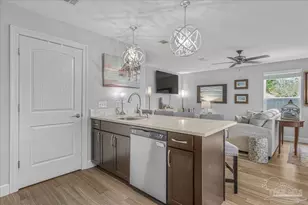 815 N 8th Ave, Pensacola, FL 32501 - Photo 17