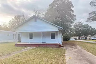 8513 Ryan Ave, Pensacola, FL 32534 - Photo 1