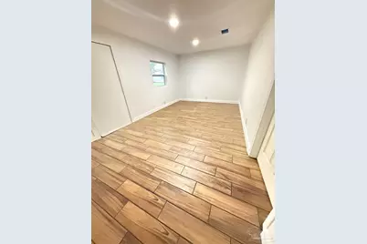 8513 Ryan Ave, Pensacola, FL 32534 - Photo 7