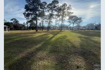 413 S 2nd St, Warrington, FL 32507 - Photo 31