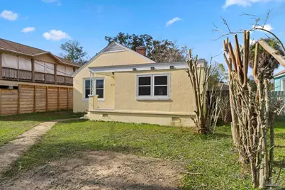 413 S 2nd St, Warrington, FL 32507 - Photo 25