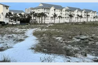 8496 Gulf Blvd #413, Navarre, FL 32566 - Photo 1